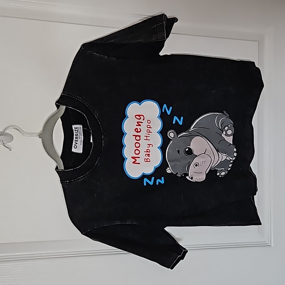 Moo Deng Cropped Tee OS